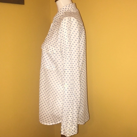 2/$15 or 3/$20 Gap button down boyfriend shirt - Picture 2 of 5